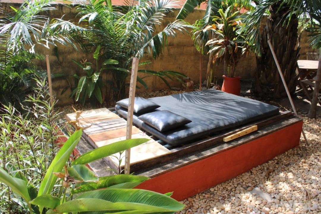 La Guesthouse Etoile Котону Экстерьер фото