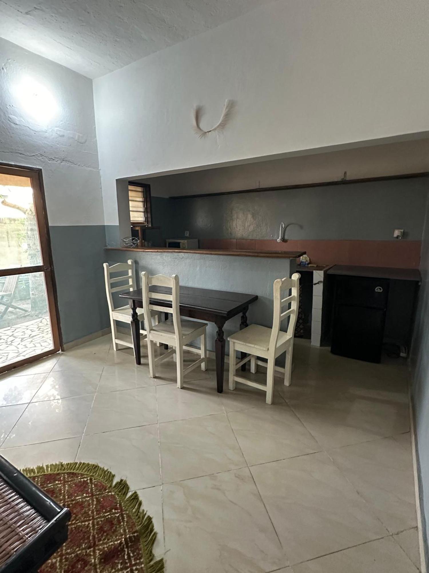 La Guesthouse Etoile Котону Экстерьер фото